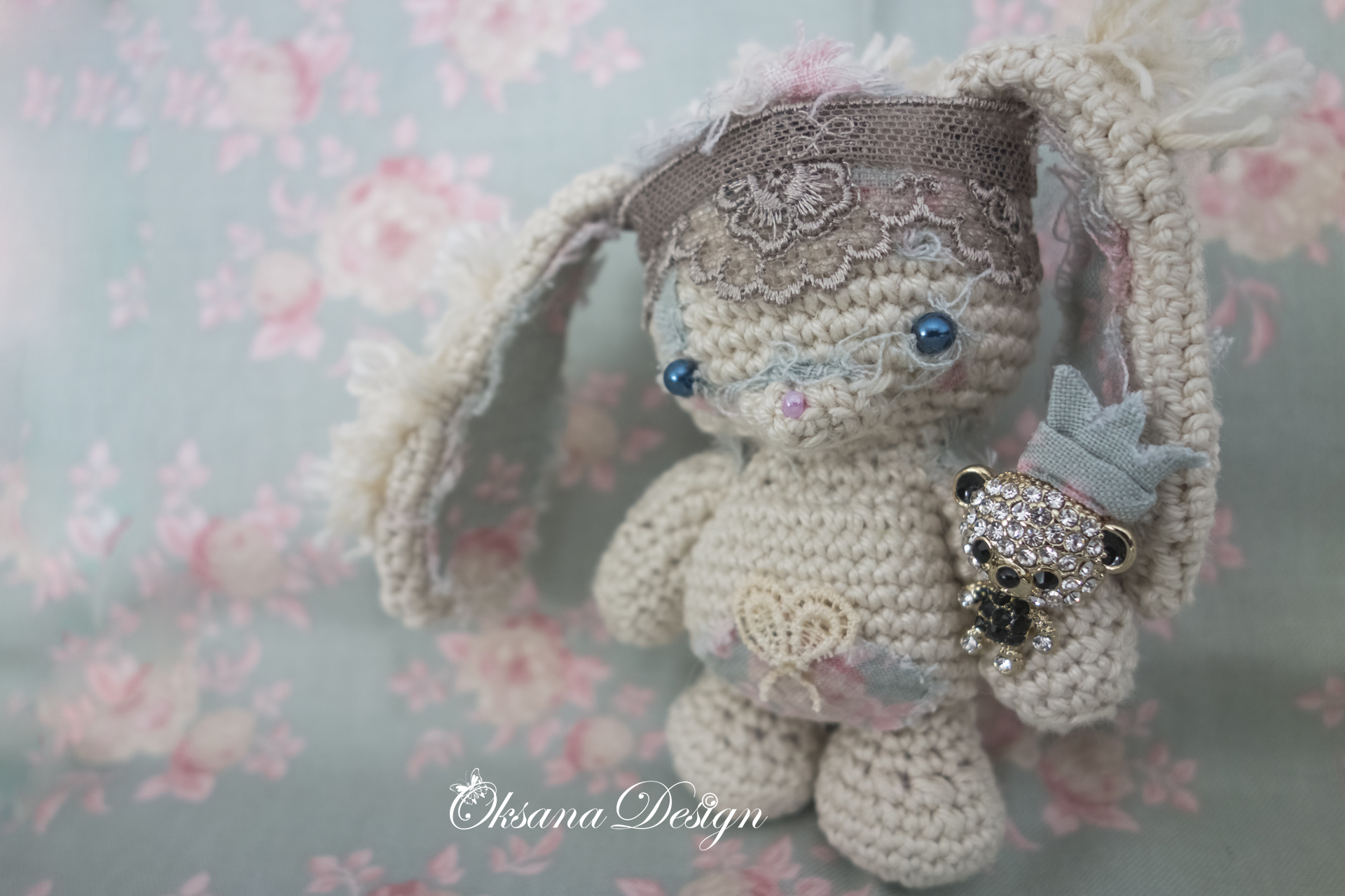 BlueEyes_Crown